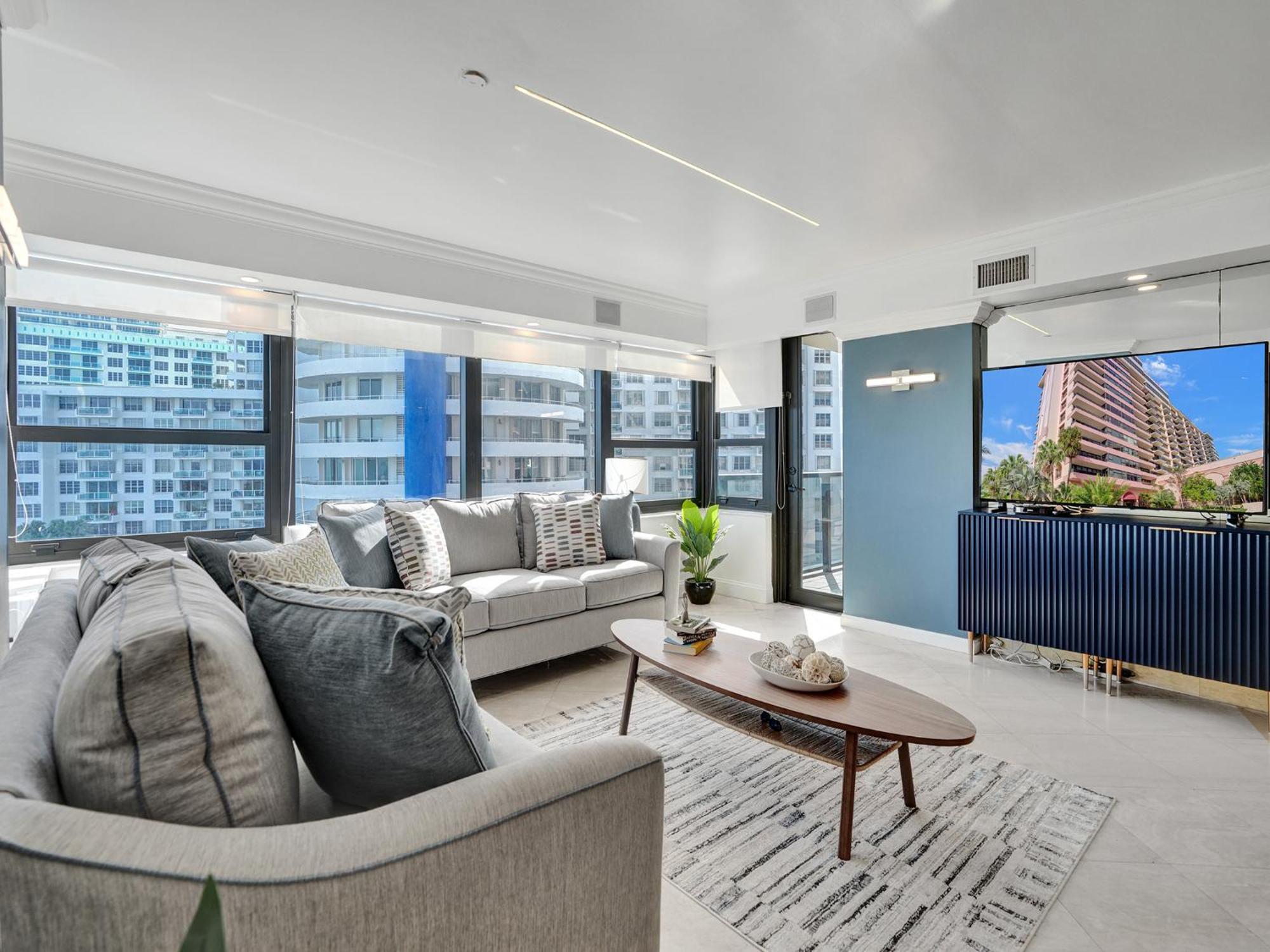 Spacious Ocean View Service 803 Apartment *