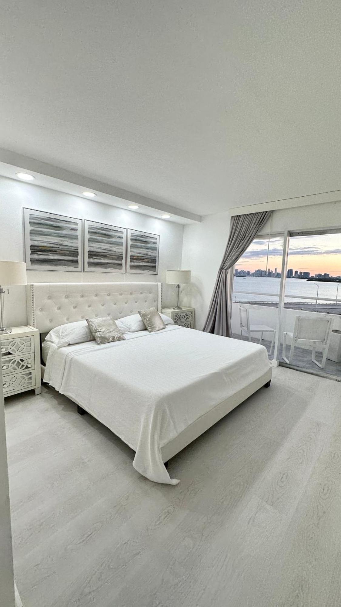 Stylish Place With Amazing Views * Miami Beach