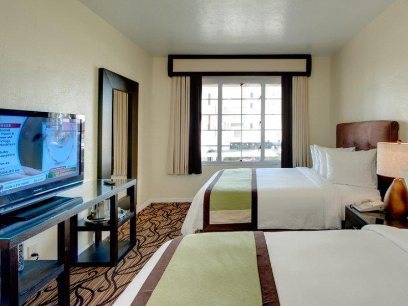 Essex House Hotel Miami Beach