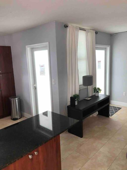 South One Bedroom With Parking Spot Apartment