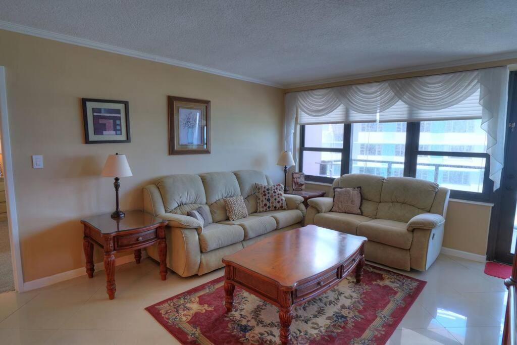 Apartment Oceanview And Balcony 2 Bed 12