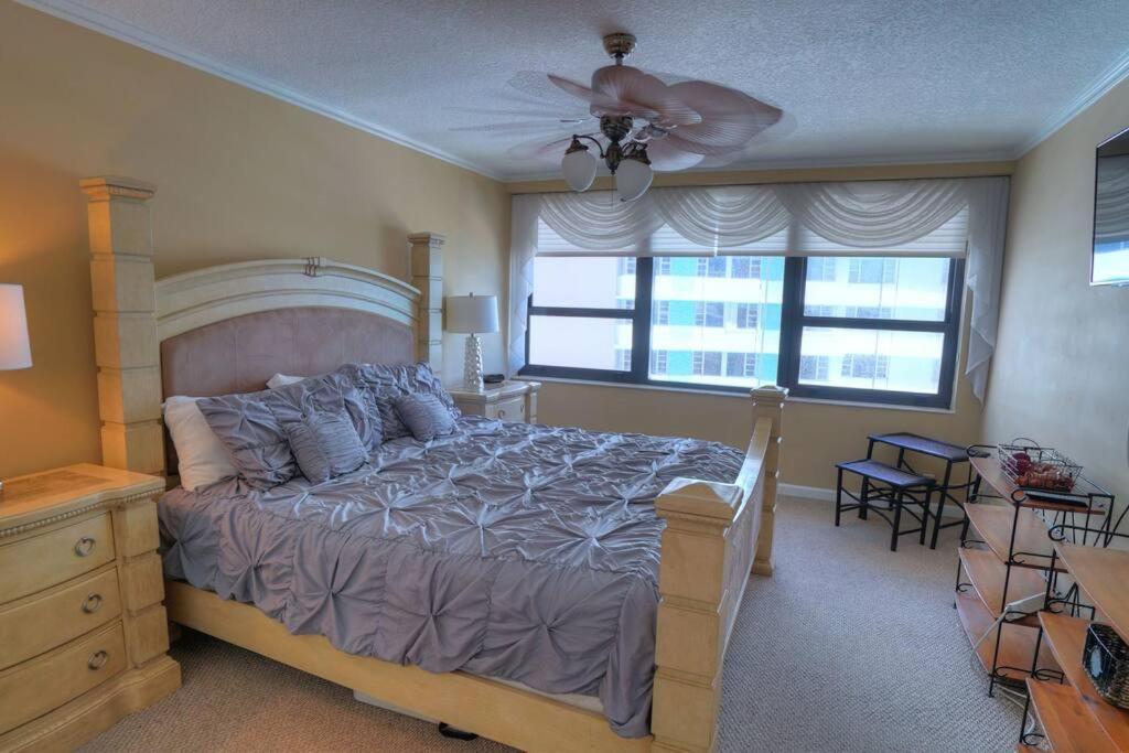 Oceanview And Balcony 2 Bed 12 Apartment