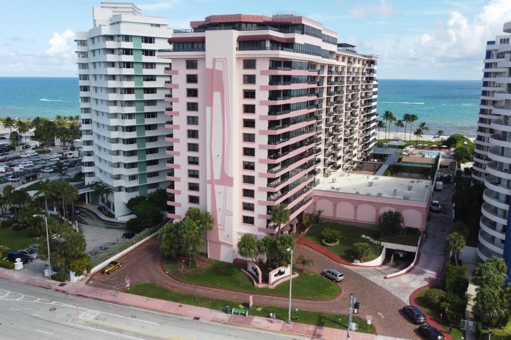 Oceanview And Balcony 2 Bed 12 *