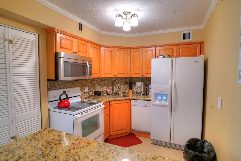 Oceanview And Balcony 2 Bed 12