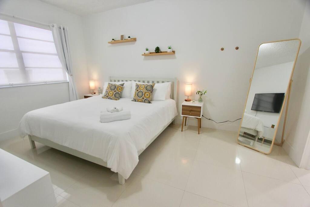 Apartment Modern 1 Bd 1 Block From The Miami Beach