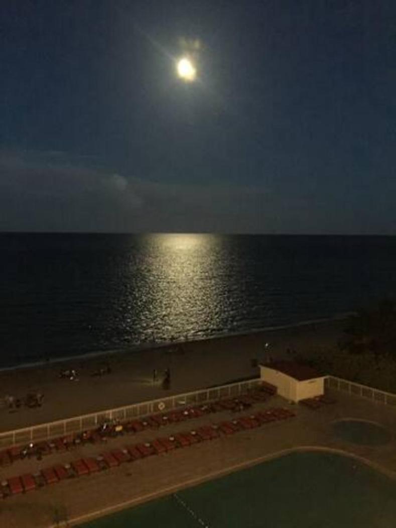 Oceanfront With Balcony Sunny Isles - Spectacular! * Miami Beach