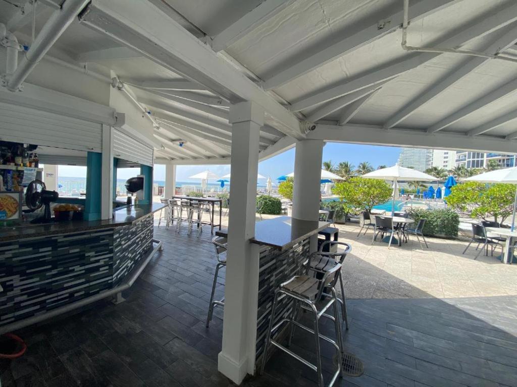 Oceanfront With Balcony Sunny Isles - Spectacular! Miami Beach