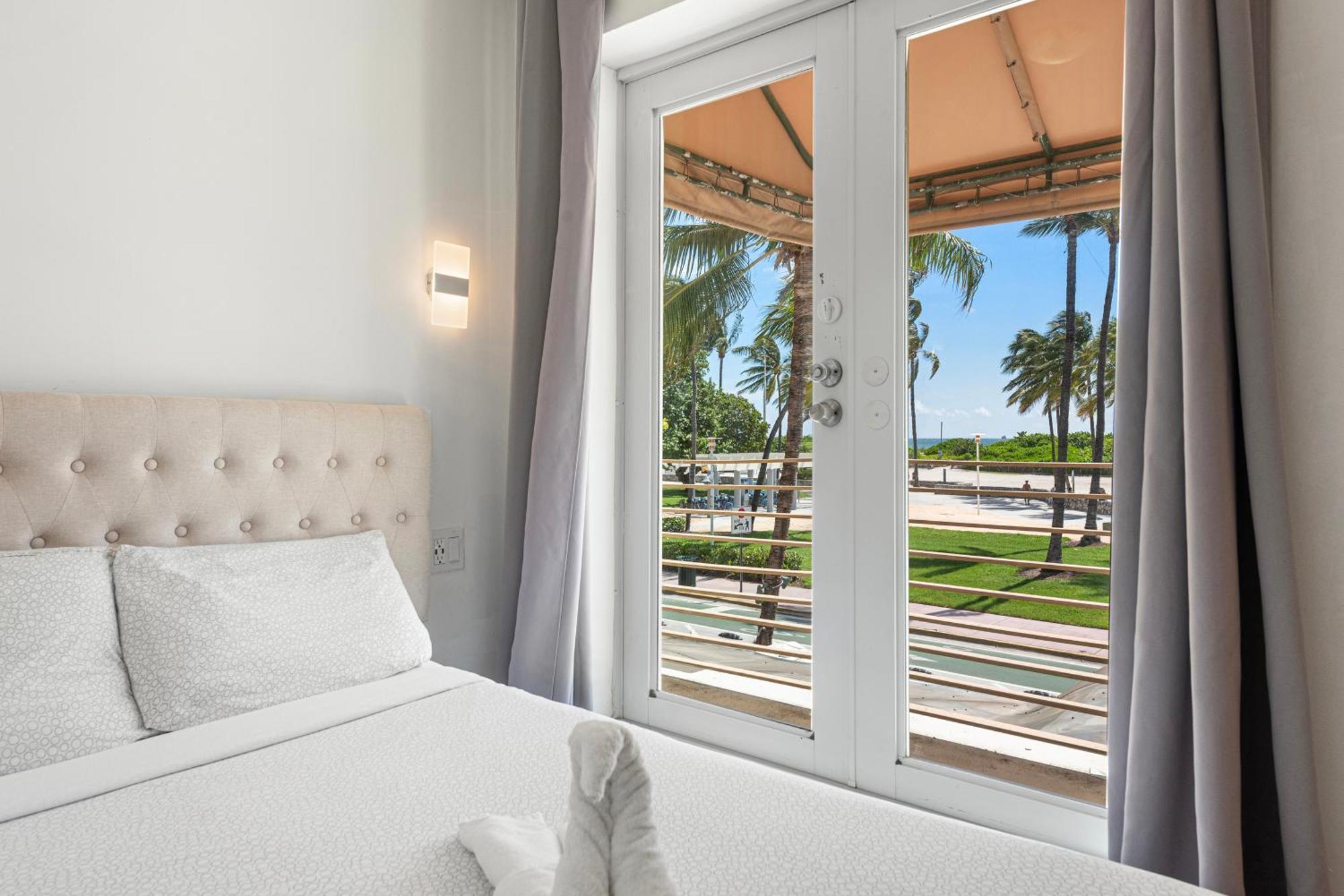 Apartment Ocean Drive In Miami