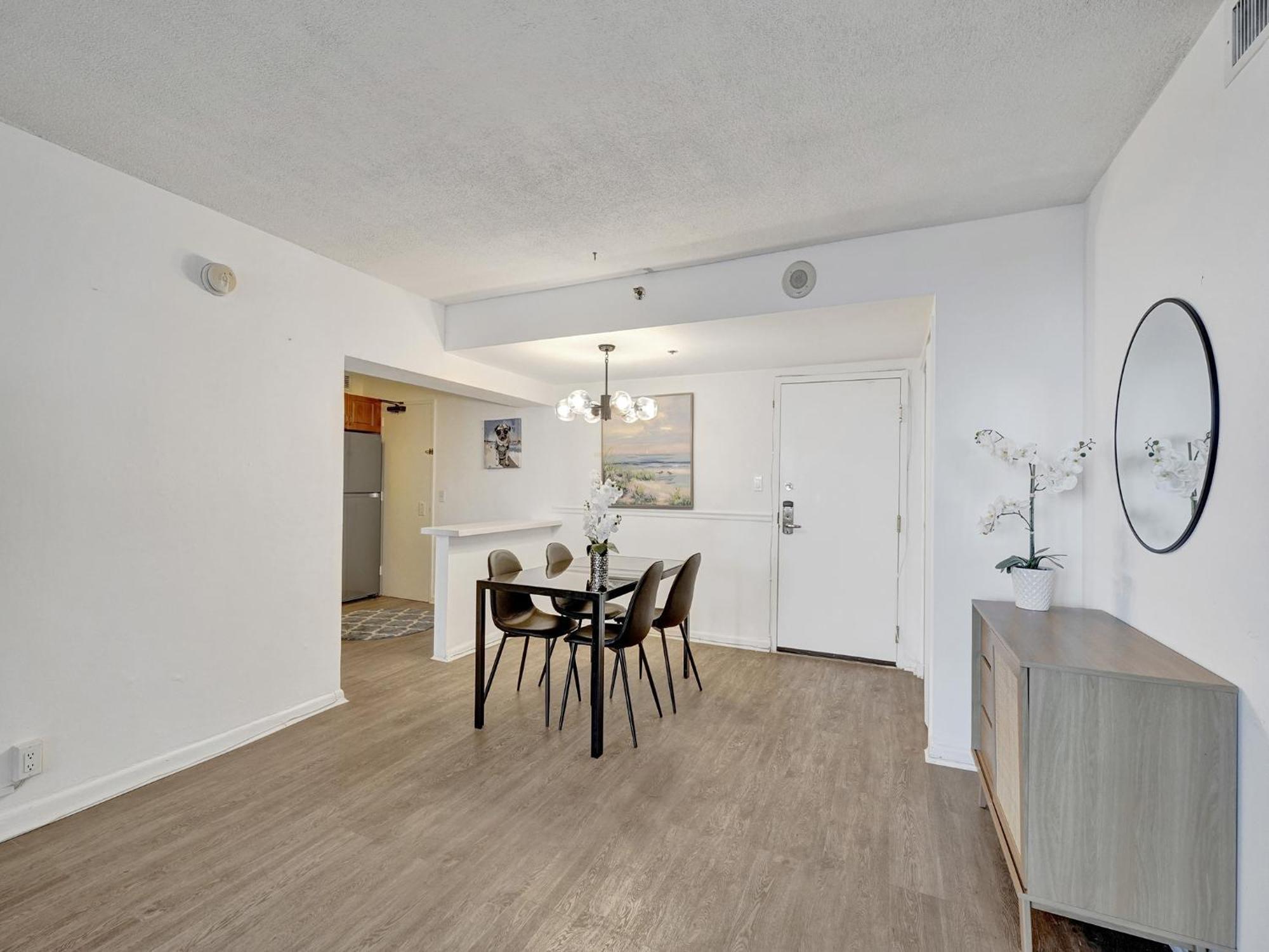 Ocean View Retreat Service 606 Apartment