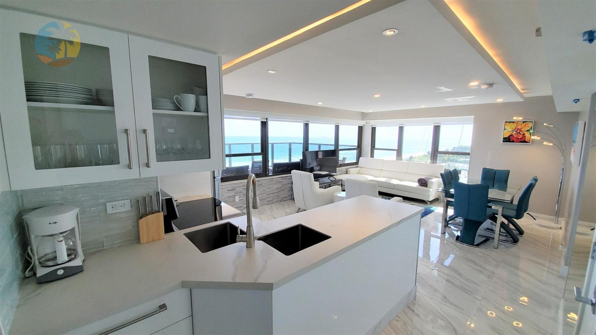 Luxury - Hora
