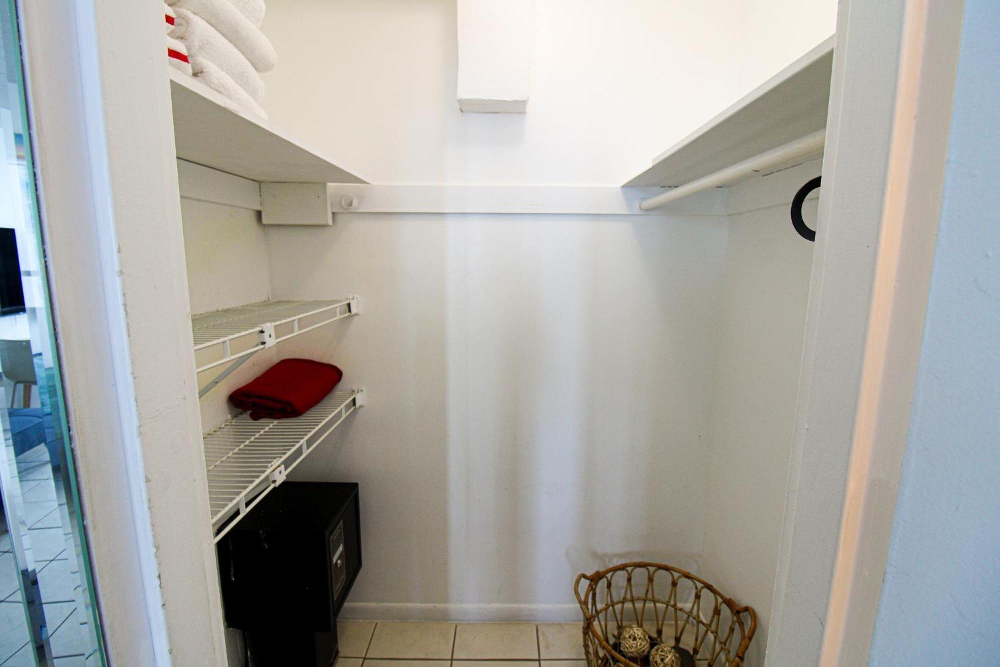 Holiday home Castle 1205 Beachfront With Free Parking, Access, Pool, Tennis Miami Beach