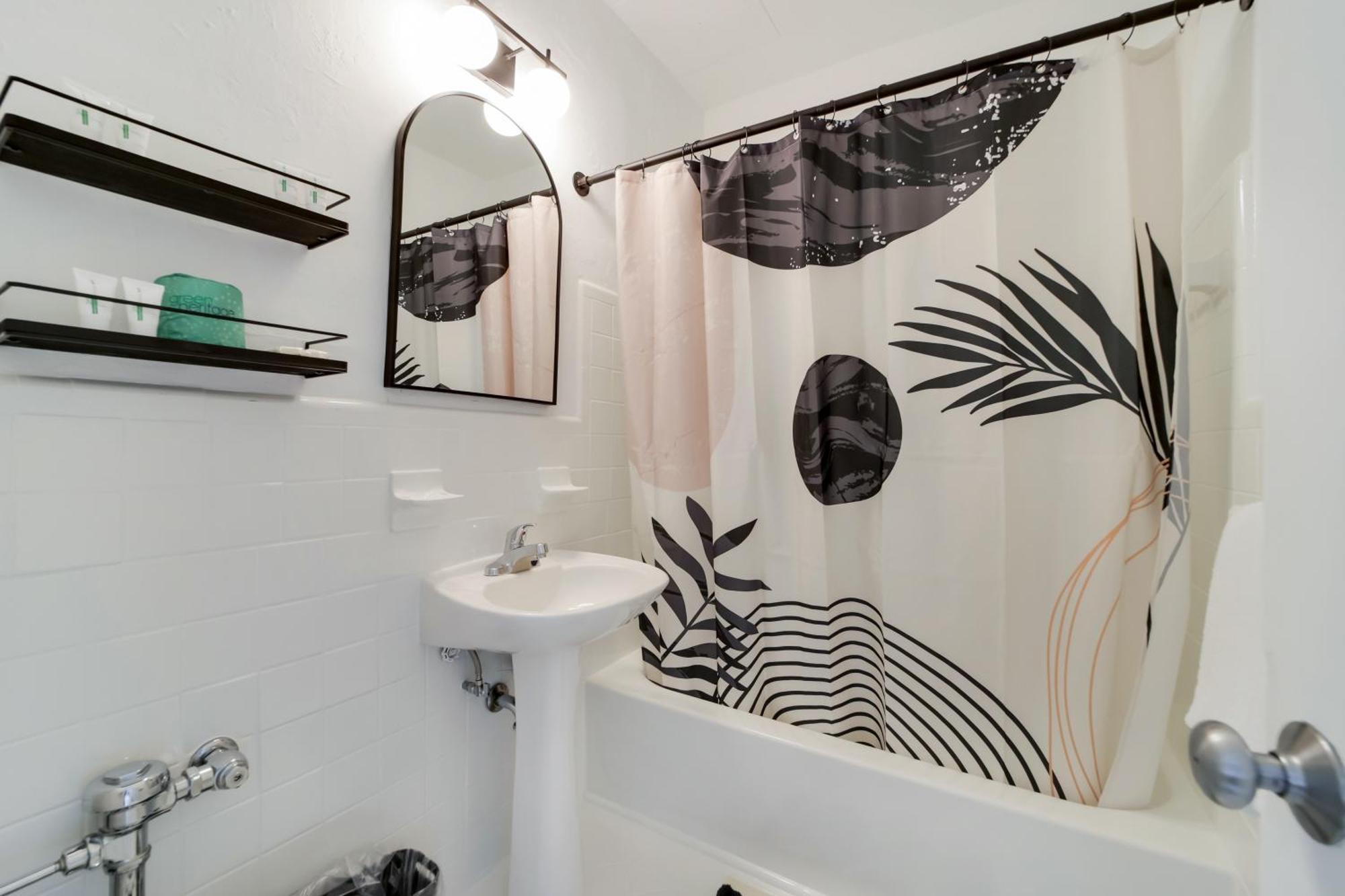 Aparthotel Tropics Miami