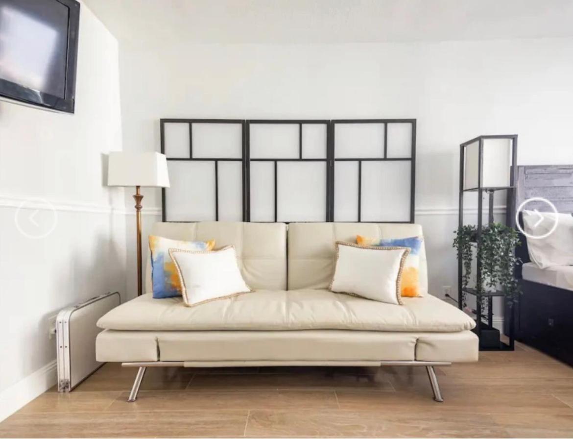 Lovely Beaches Ocean & City View Apartment Miami Beach