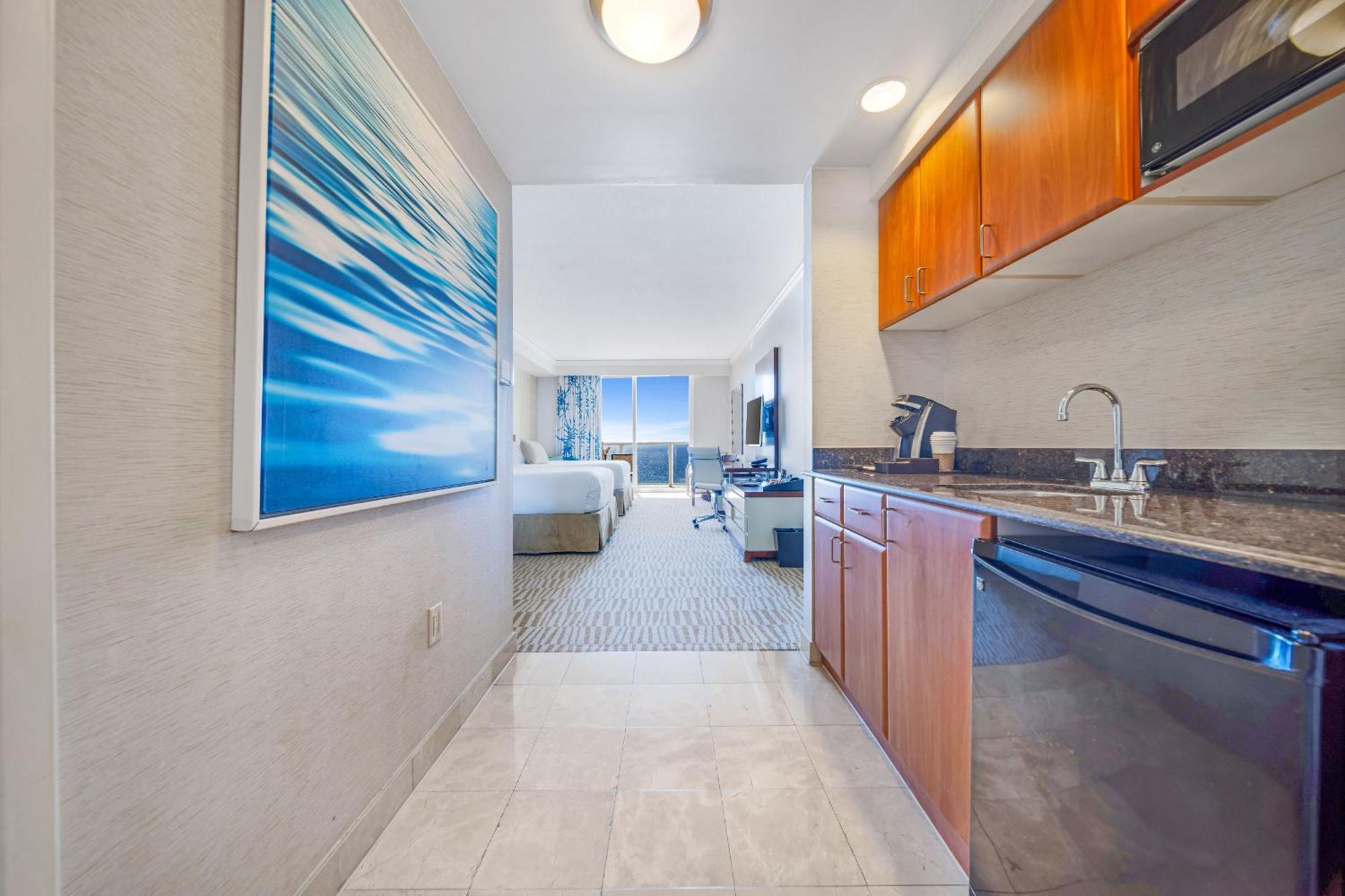 Luxury With Ocean Front View Apartment Miami Beach