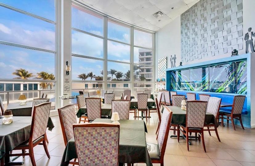 Large Luxurious Direct Ocean Front Penthouse Or Deluxe One Bedroom Ocean Front Condo-free Parking * Miami Beach