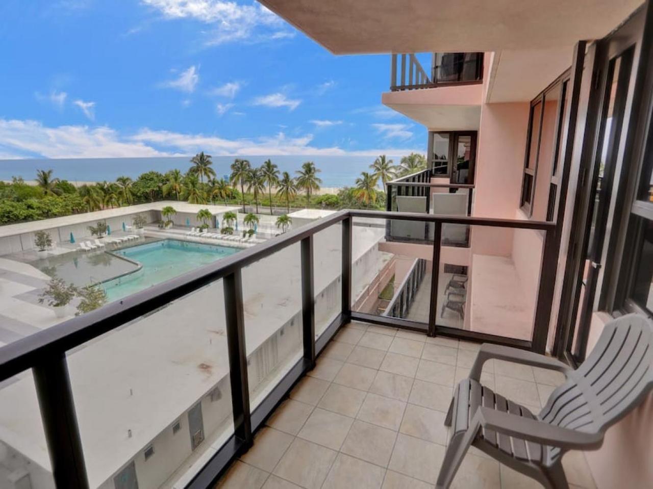 Apartment Ocean View Retreat Service 606 Miami Beach