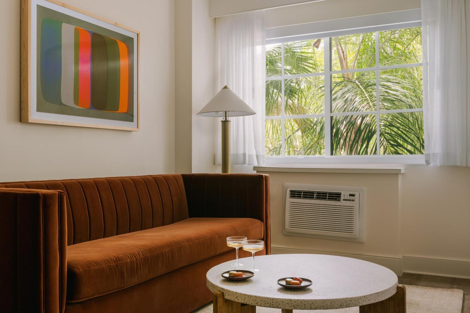 Sonder The Deco Miami Beach
