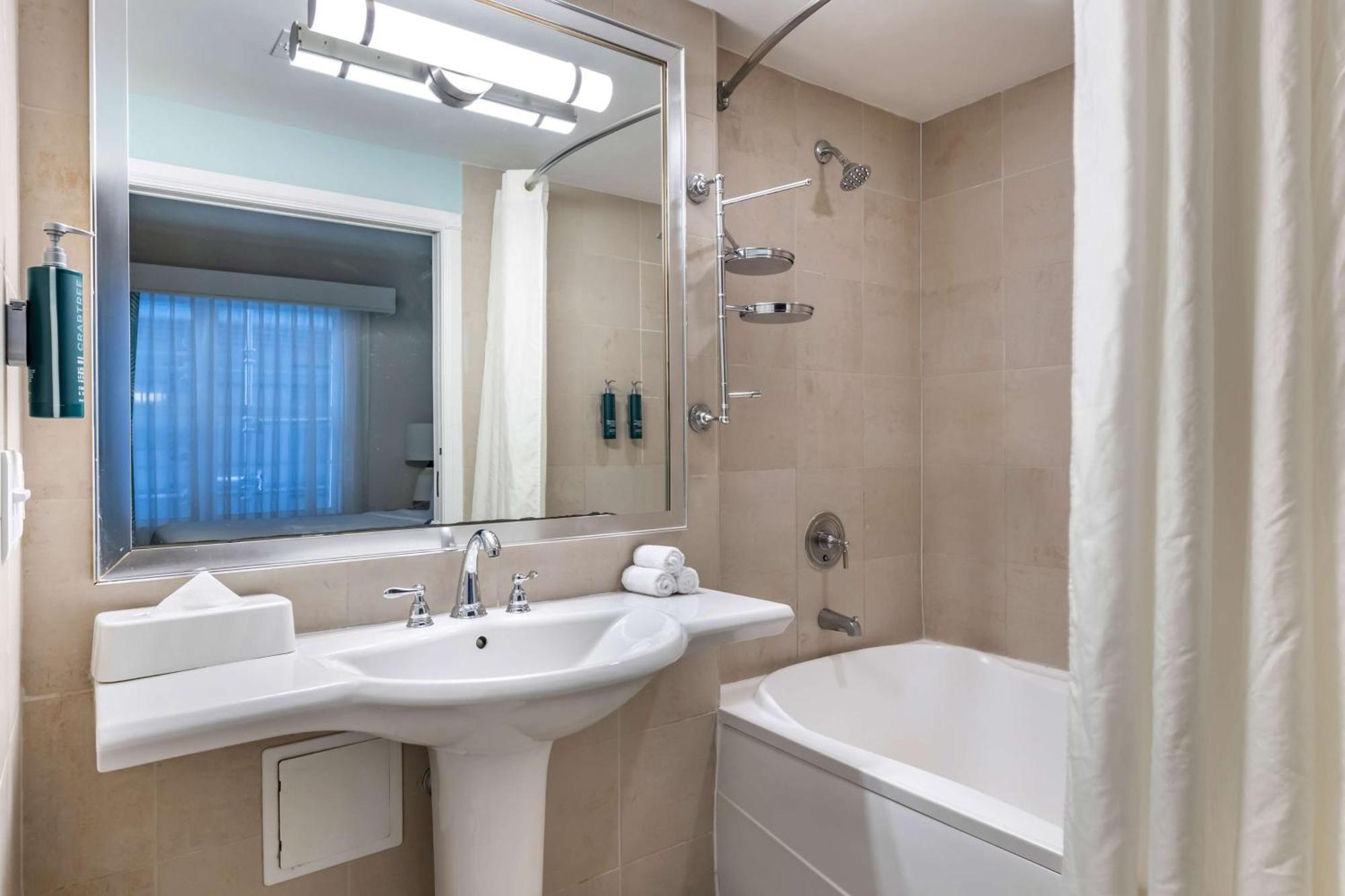 Hotel Hilton Vacation Club Crescent On South Beach Miami