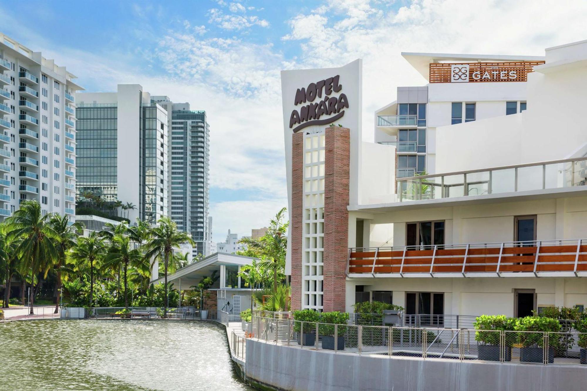 Resort The Gates South Beach 4*