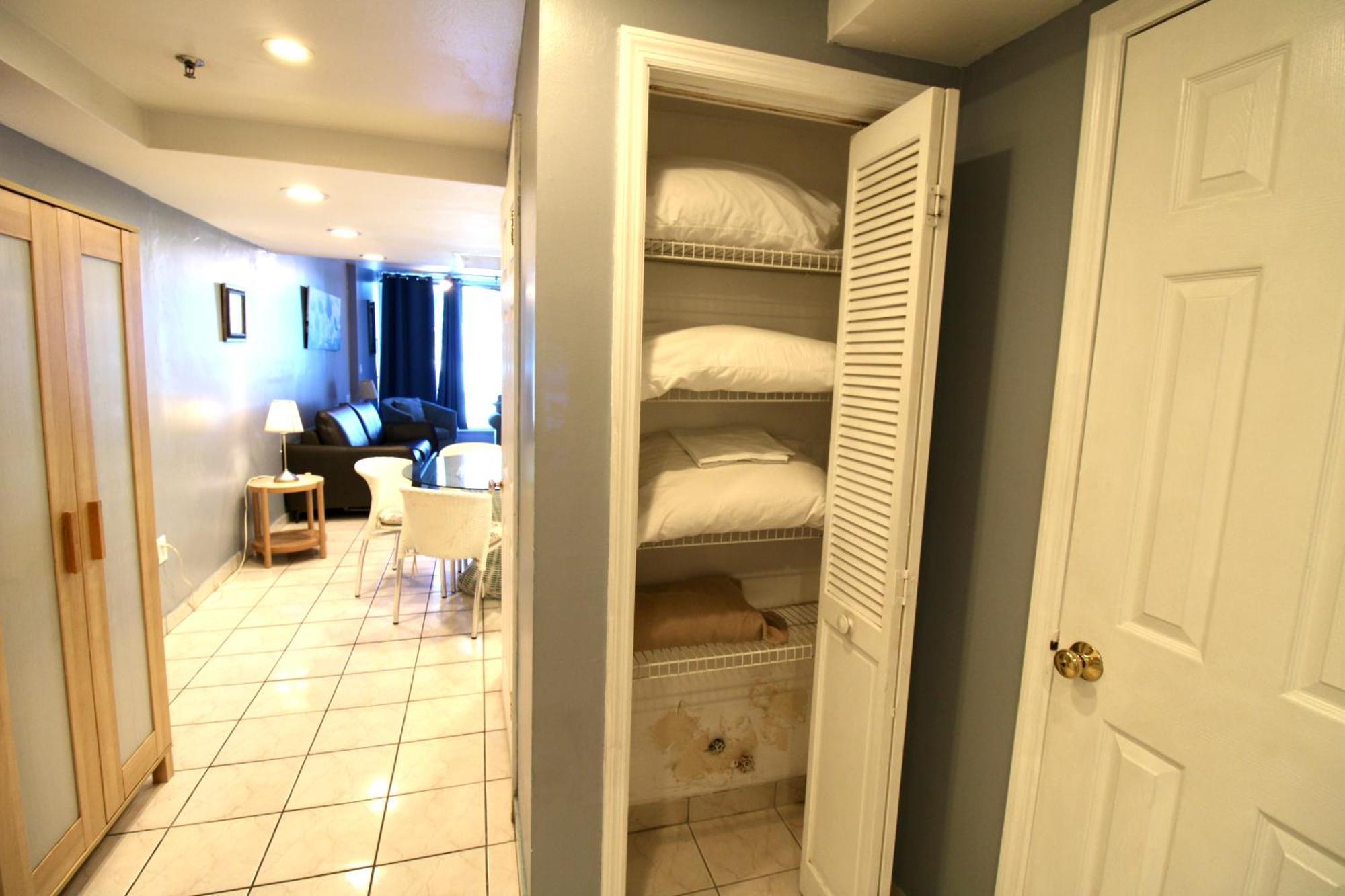 Castle Th16 Beachfront Townhouse With Private Patio, Direct Access, Pool, Tennis & Free Parking! *