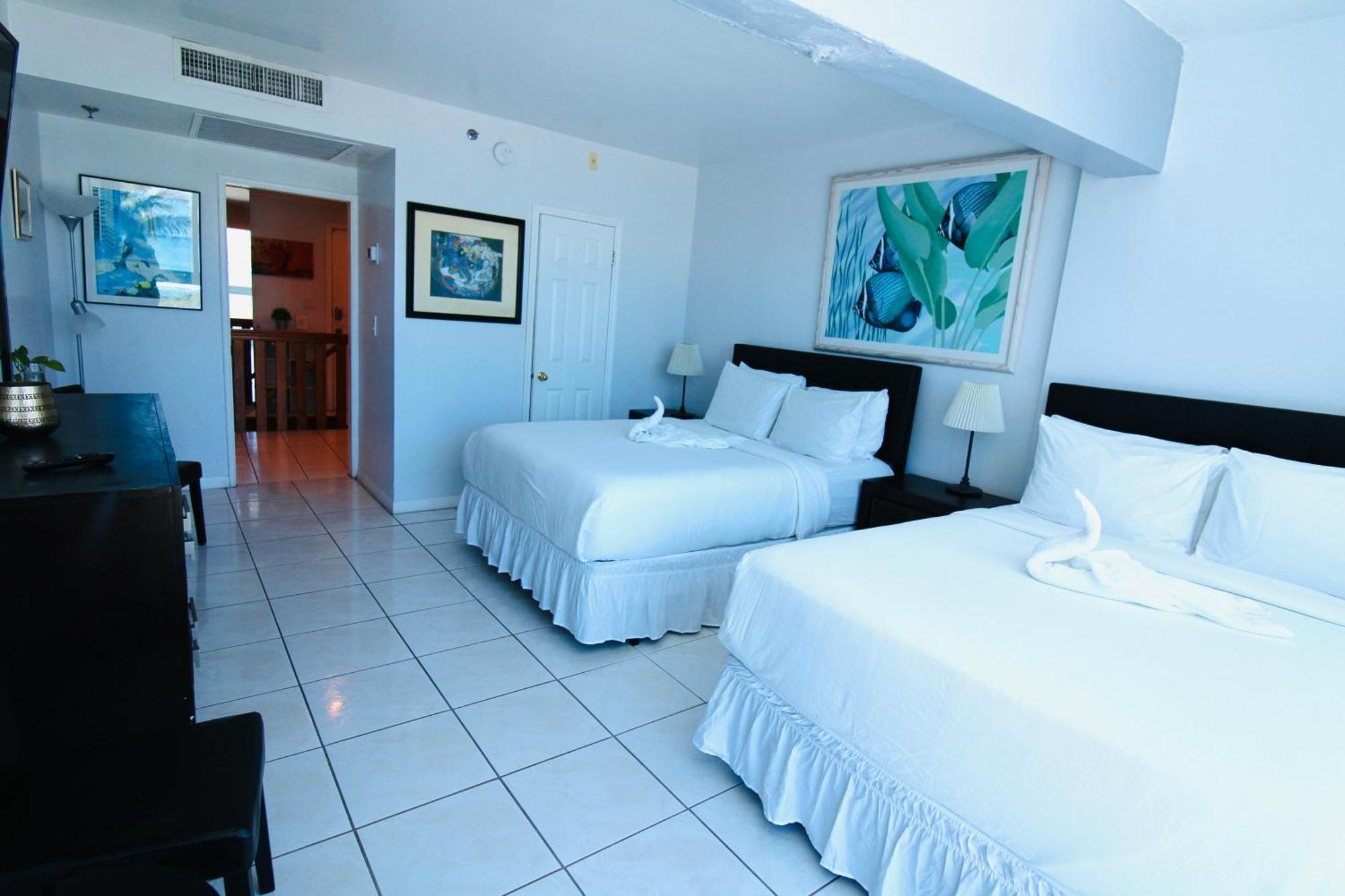 Holiday home Castle Th16 Beachfront Townhouse With Private Patio, Direct Access, Pool, Tennis & Free Parking!