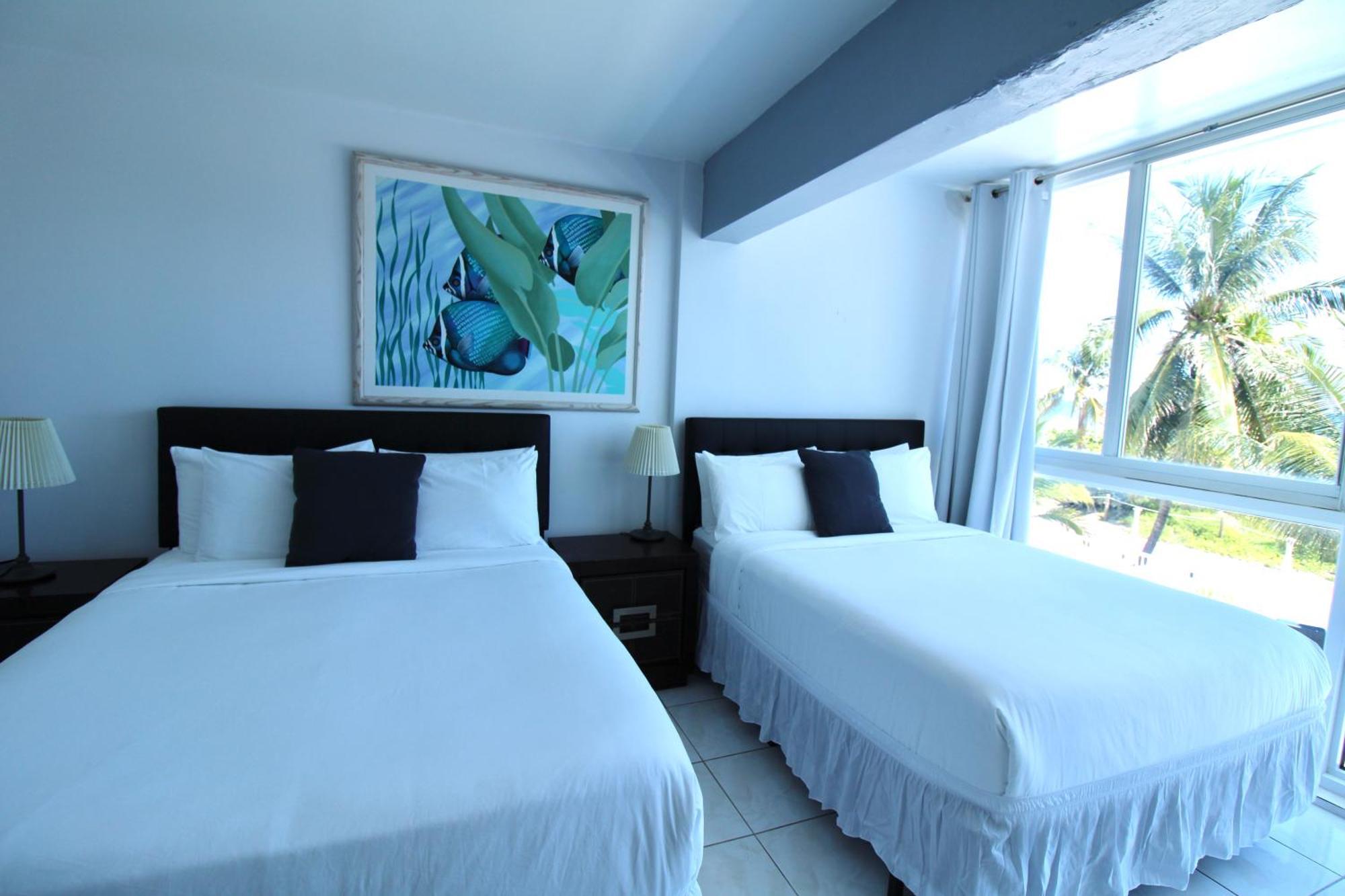 Castle Th16 Beachfront Townhouse With Private Patio, Direct Access, Pool, Tennis & Free Parking!