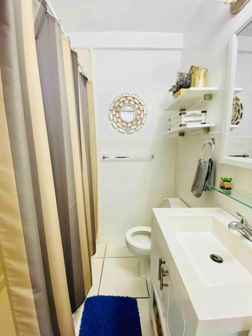 Just 1 Block From The Beach! Apartment *