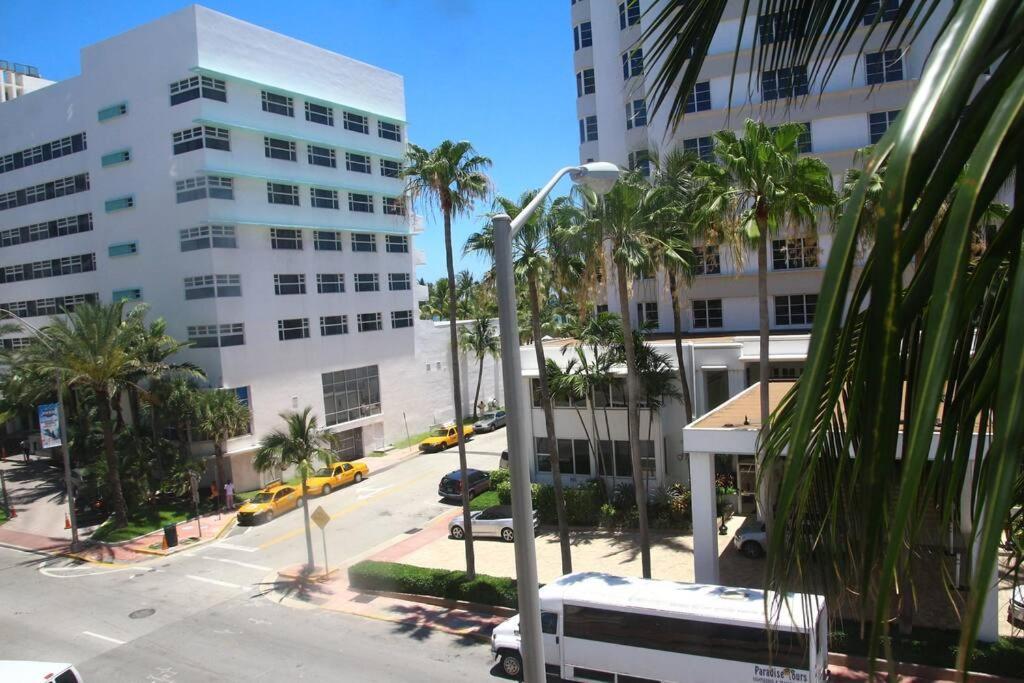 Just 1 Block From The Beach! *