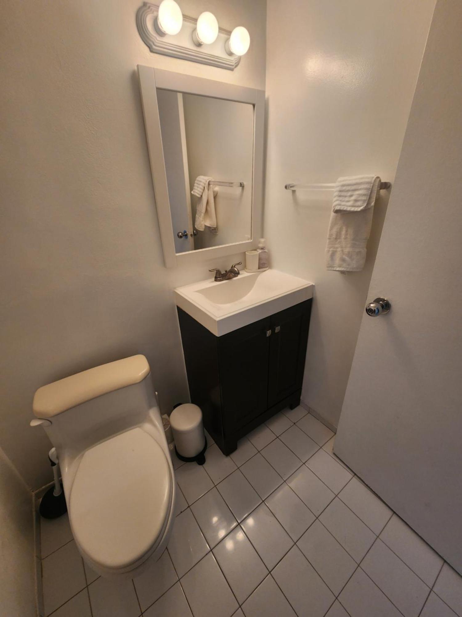 Entire Front W/ Pool Amazing View 4pax Miami Beach