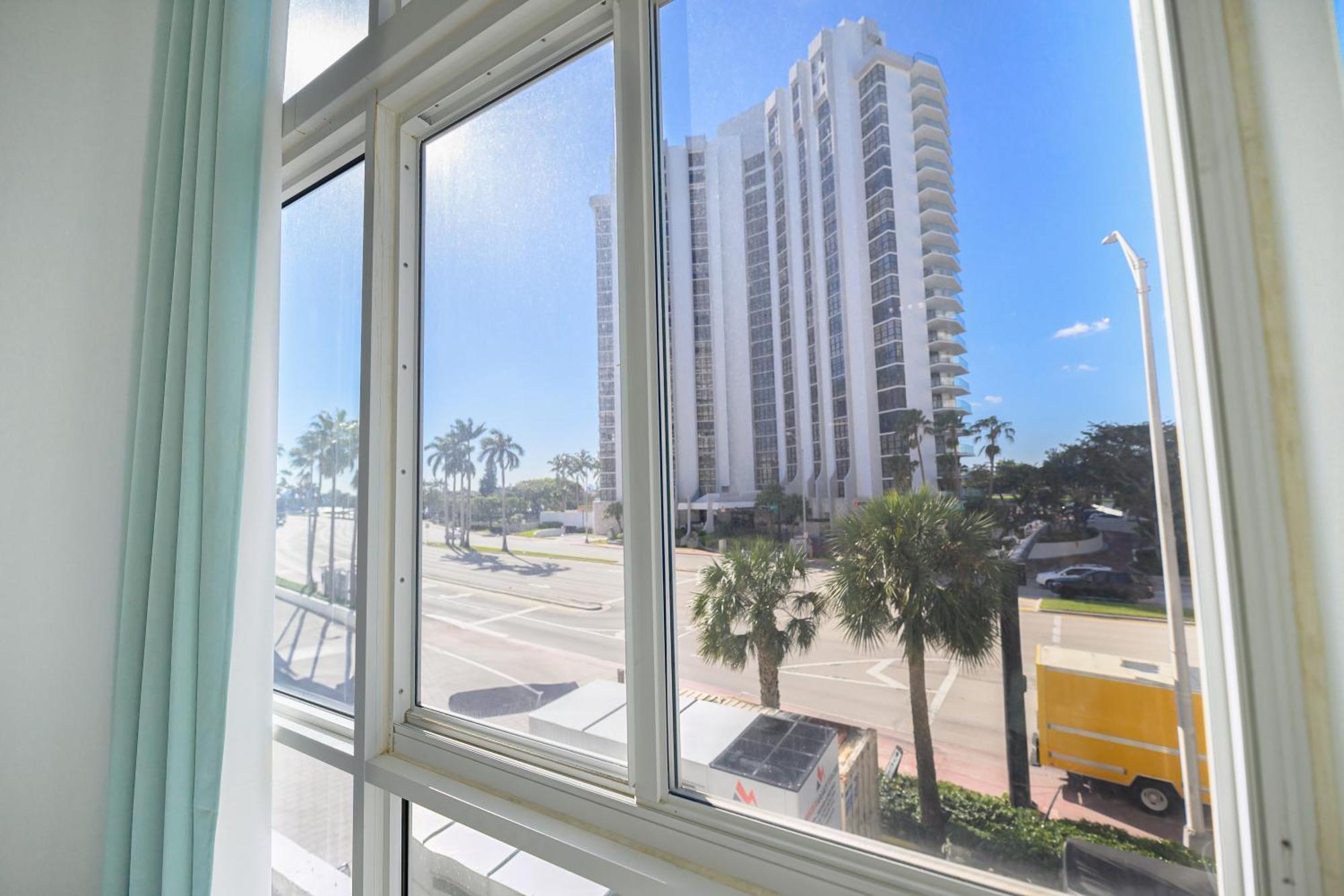 Seastays ~ Oceanfront *