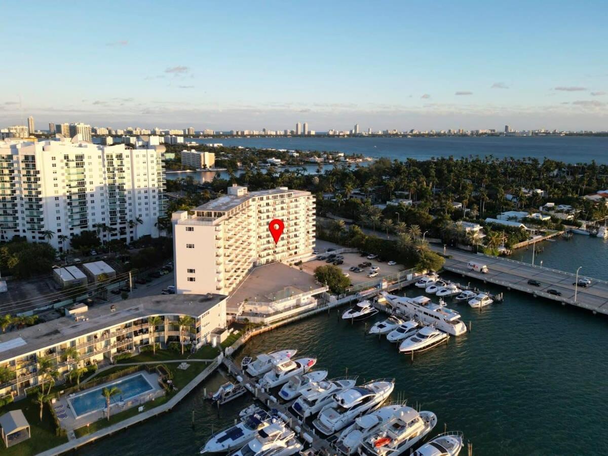 La Marinita - Marina Views Pool Parking Location