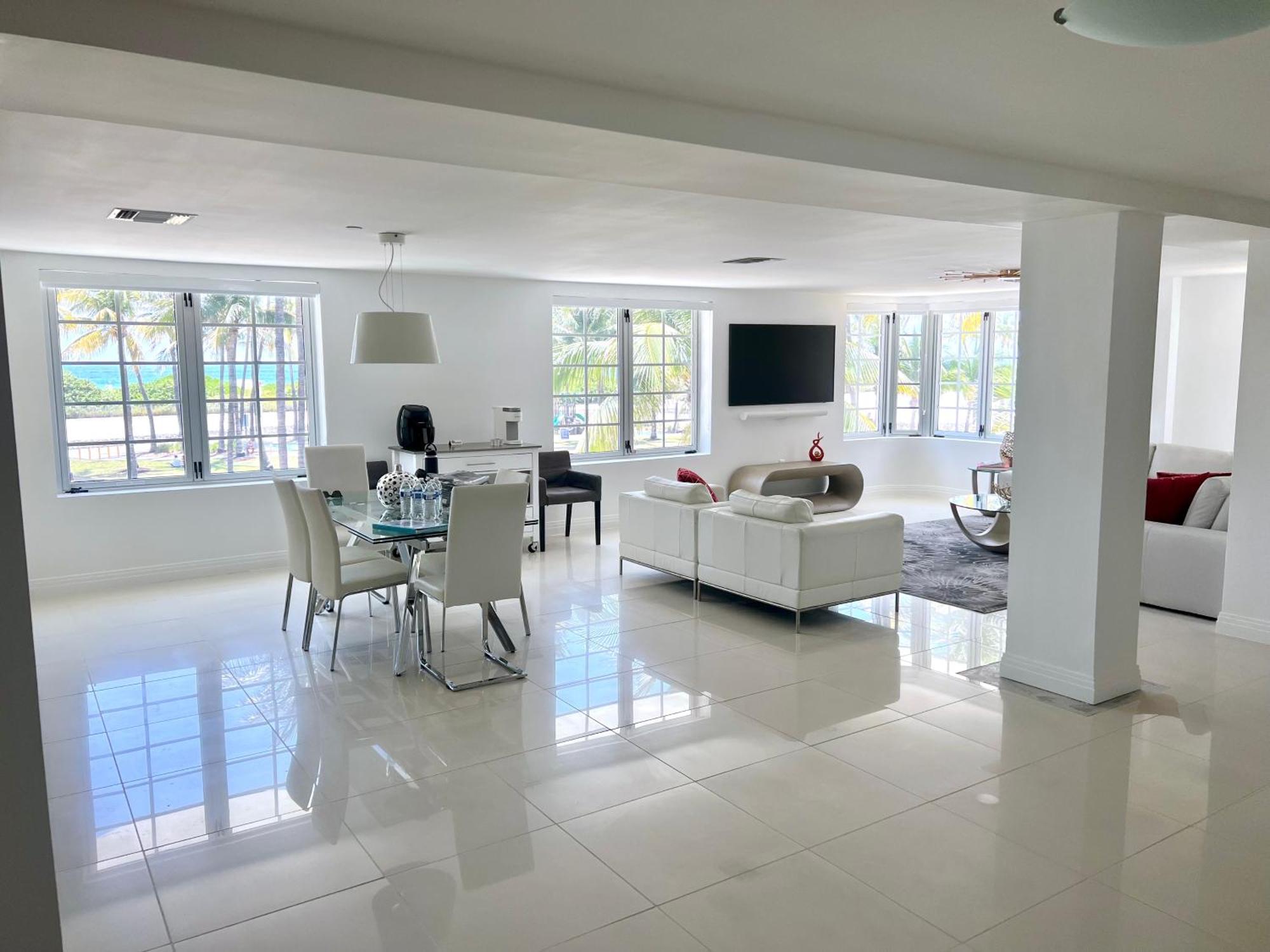 Apartment Wow! Location! Unit! New Renovated South Ocean Front Miami Beach