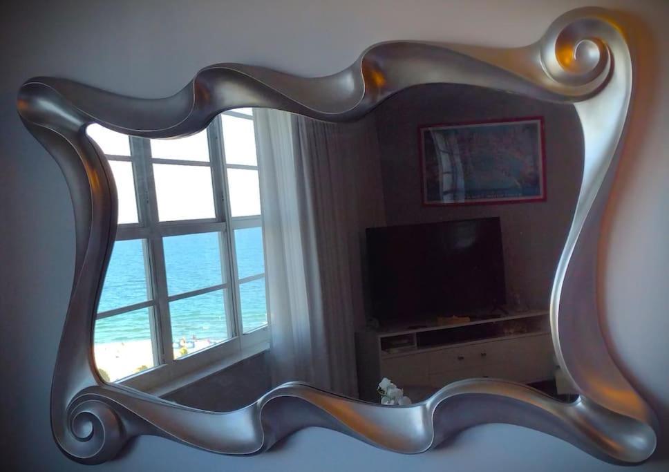 Elegant And Spacious Beachfront With Parking *