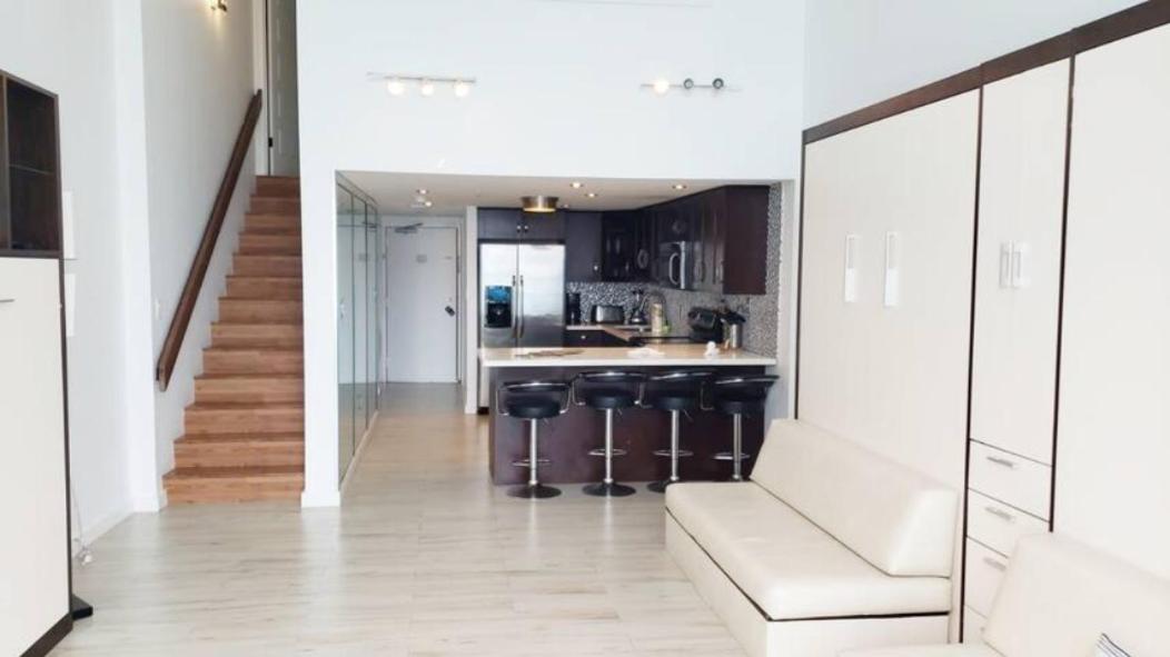 Castle Club Apartment Miami Beach
