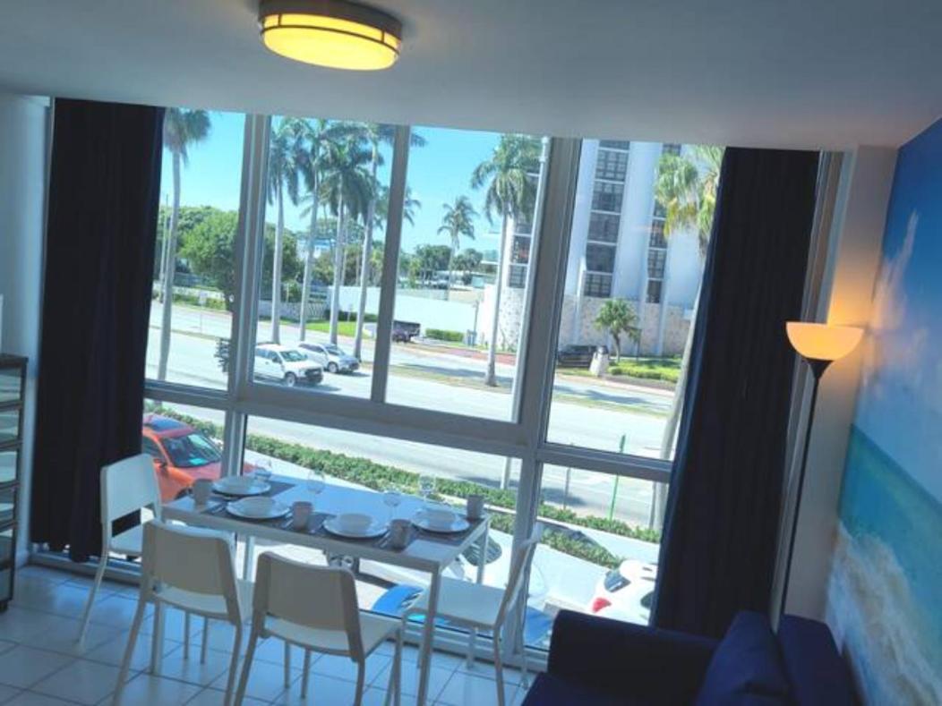 Castle Club Miami Beach