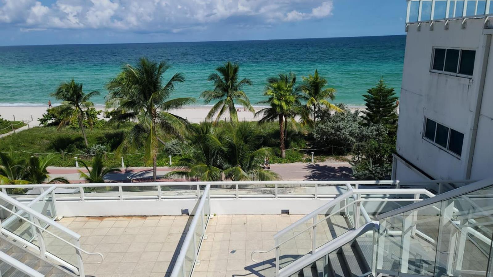 Castle Club Miami Beach