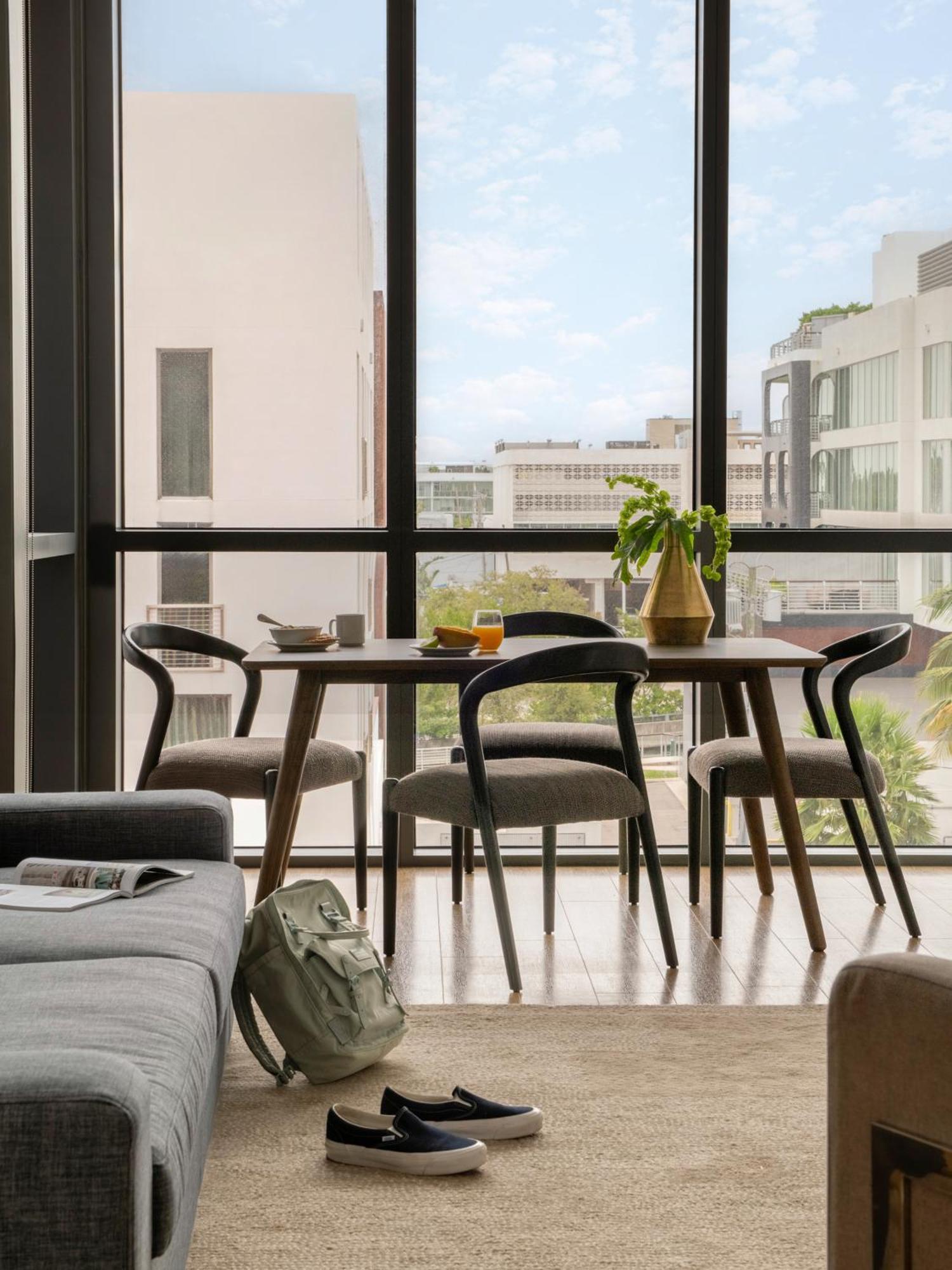 Sonder 17west Aparthotel 3*