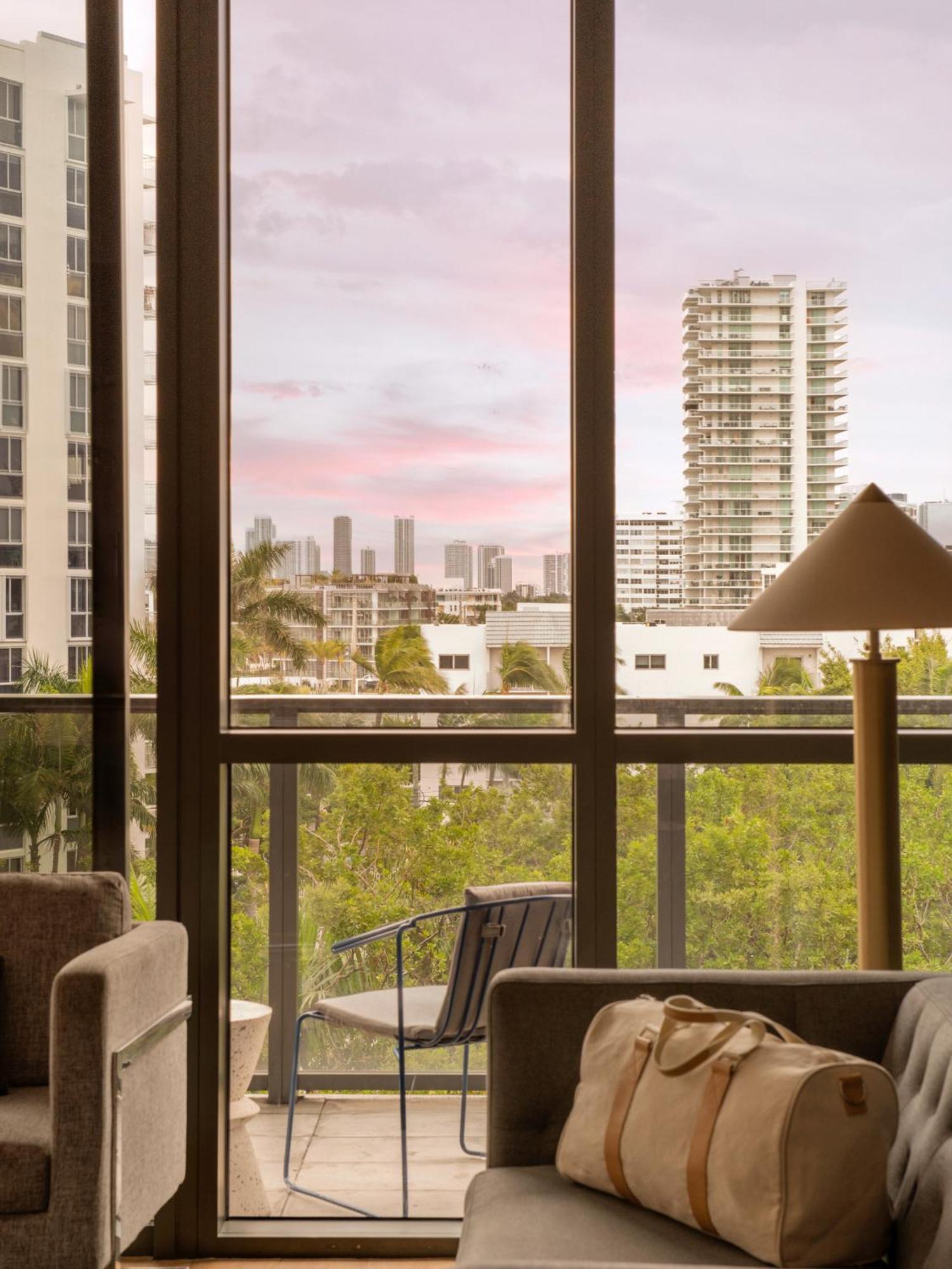 Sonder 17west Aparthotel