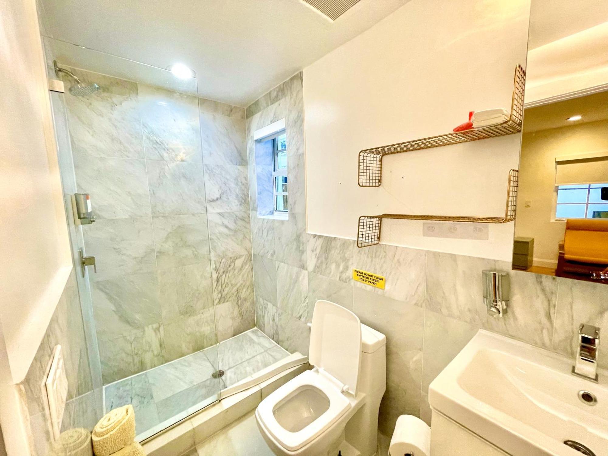 20 Guests Luxurious South