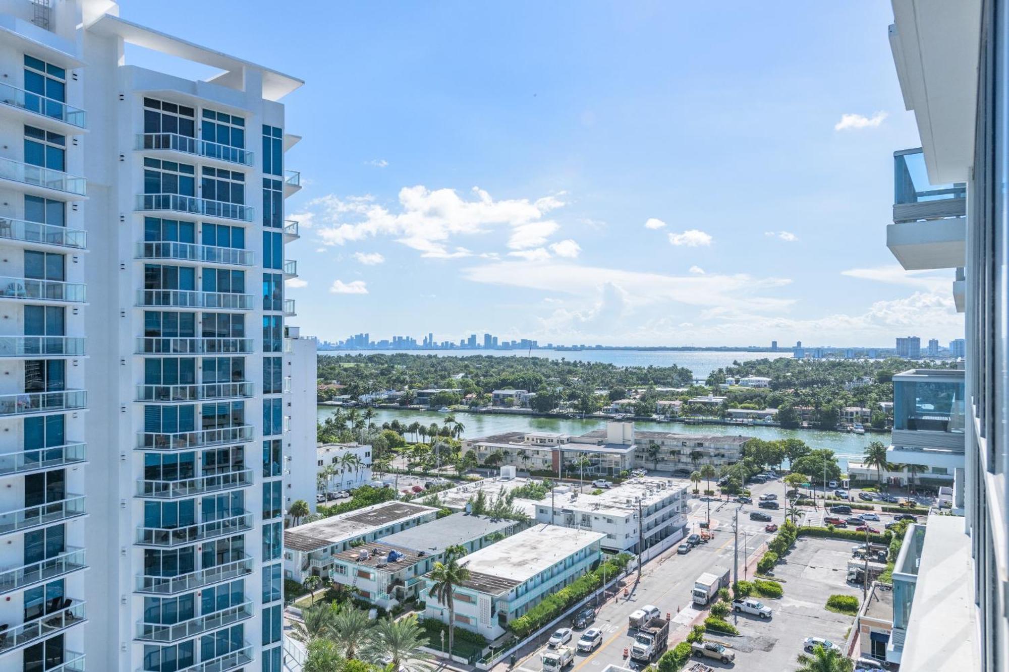 Bluebird Monte Carlo Miami Apartment *