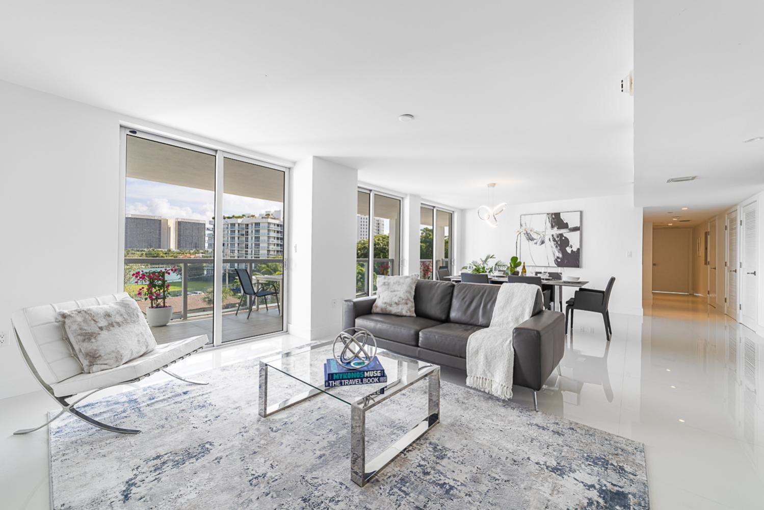 Bay Harbor One Vacation Apartment