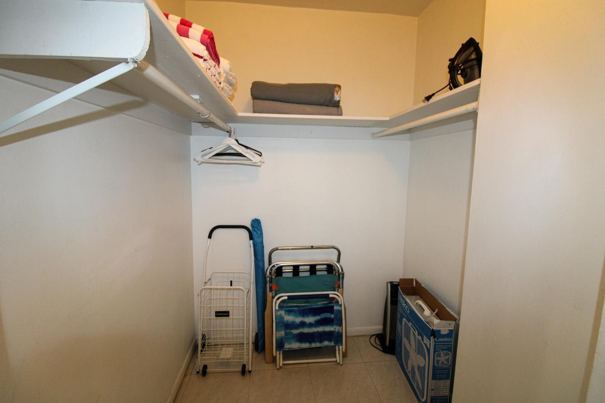 Castle 1120 Bayview Studio, Access, Pool, Tennis, Free Parking Holiday home *