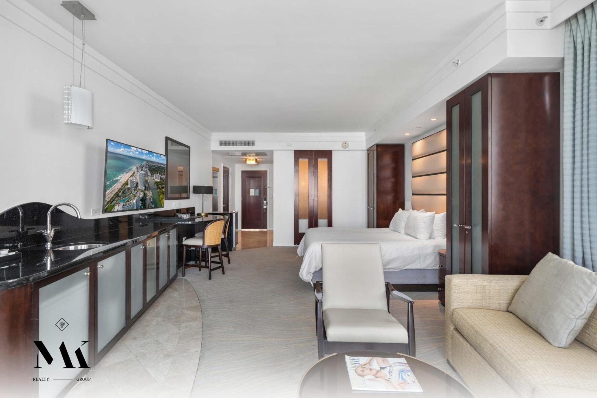 Ferienhaus Fontainebleau Balcony W Pool & Ocean View Miami Beach