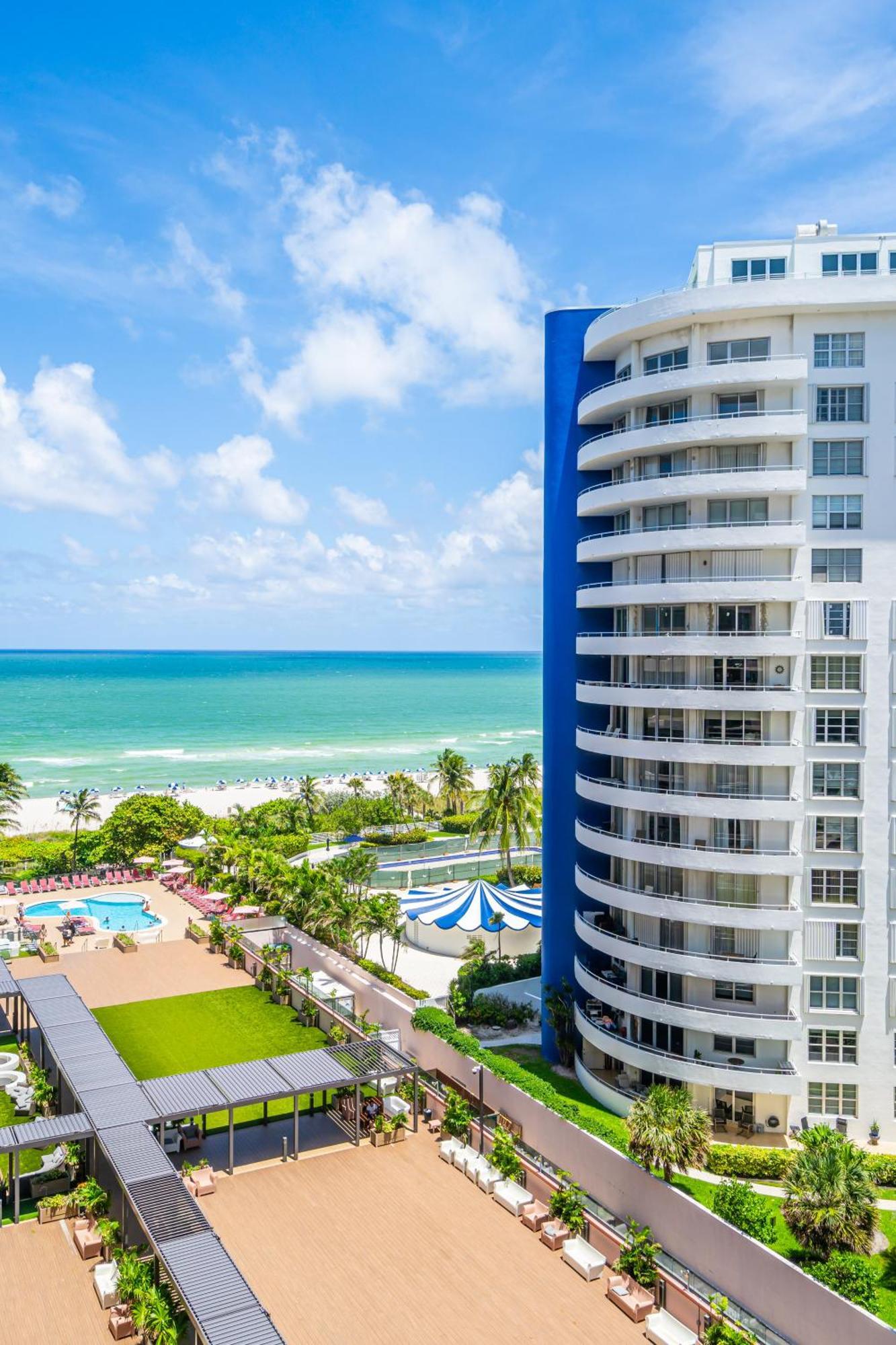 2 Bedrooms Unit Oceanfront The Alexander Apartment *