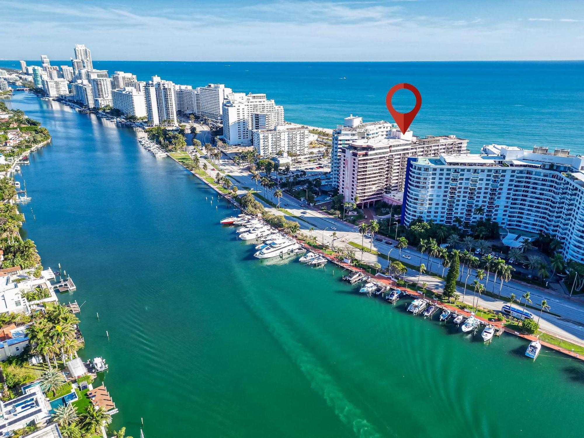 2 Bedrooms Unit Oceanfront The Alexander Apartment *