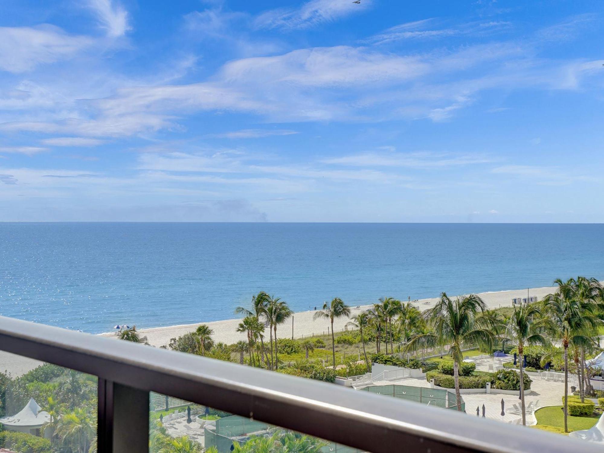 Ocean View Spacious Service 907 Apartment Miami Beach