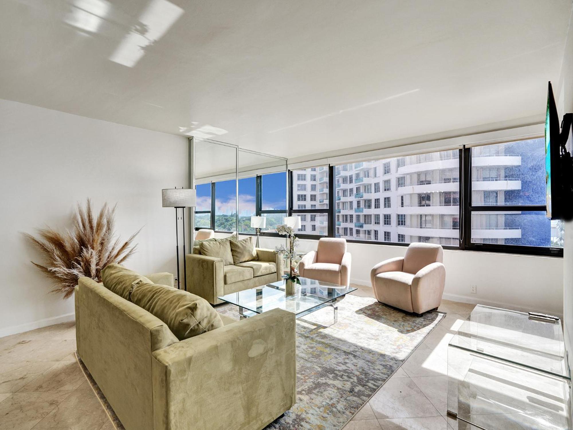 921 Apartment