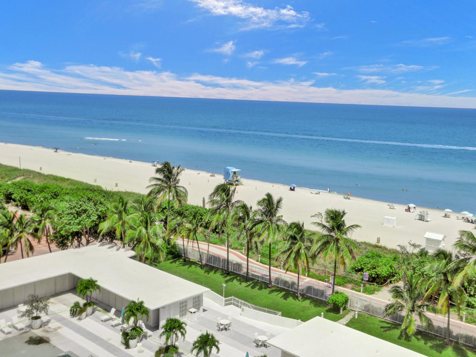 Beautiful In Service 1004 * Miami Beach