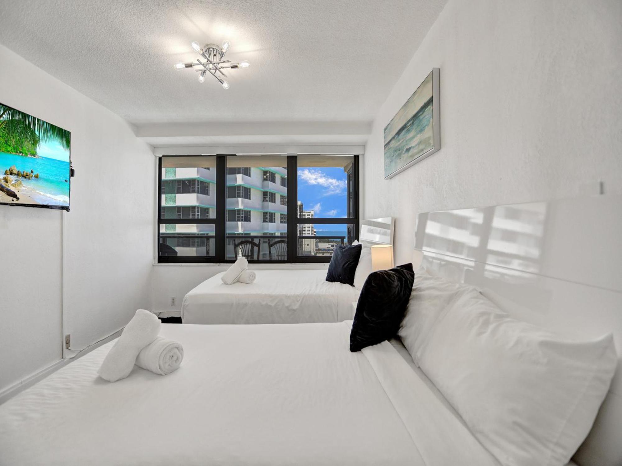 Beautiful In Service 1004 * Miami Beach