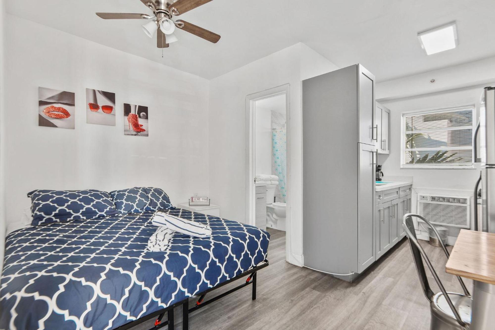 Apartment Balcony Chic Apt, W/2 Queenbeds, On Ocean Dr Miami Beach